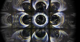 Particles accelerator